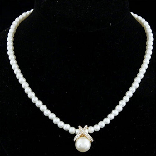 Fashion Imitation Pearls Cute Rhinestone Pendant Necklace