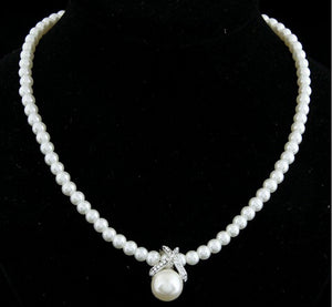 Fashion Imitation Pearls Cute Rhinestone Pendant Necklace