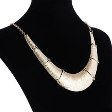 Load image into Gallery viewer, Jewelry wholesale Vintage Antient Gold Silver Leaf Pendant Statement Necklace