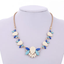 Load image into Gallery viewer, Fashion rhinestone Vintage Gold Necklaces