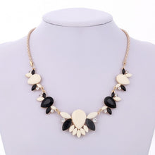 Load image into Gallery viewer, Fashion rhinestone Vintage Gold Necklaces