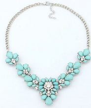 Load image into Gallery viewer, Fashion rhinestone Vintage Gold Necklaces